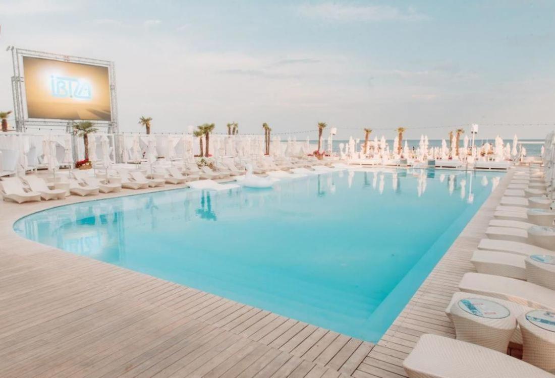 Apartments Arcadia Vip Одесса Экстерьер фото