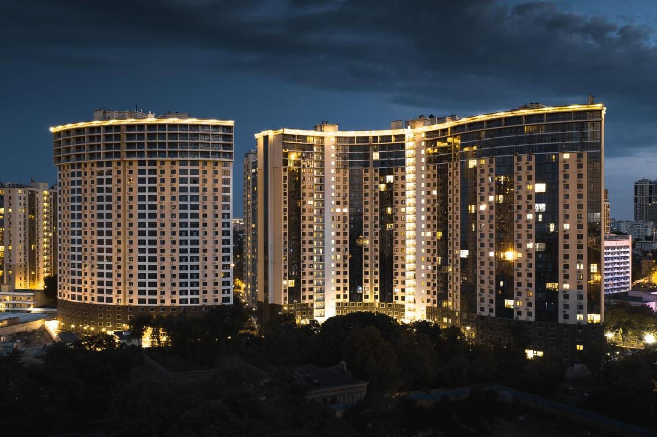 Apartments Arcadia Vip Одесса Экстерьер фото